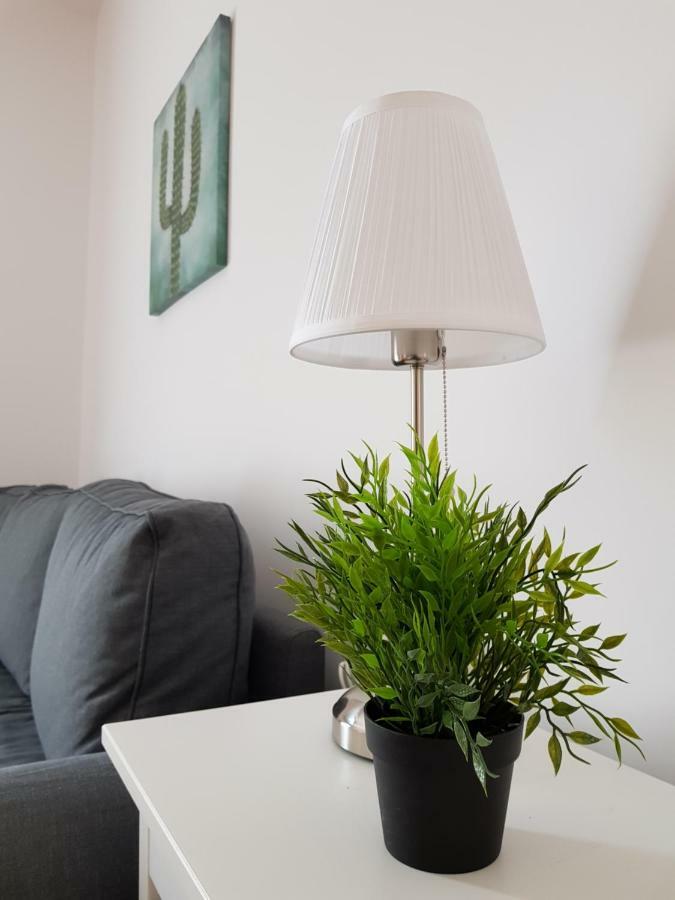 Oberiter Apartments - Center Of Zagreb, Fast Wifi, Ac, Kitchen, Parking Buitenkant foto