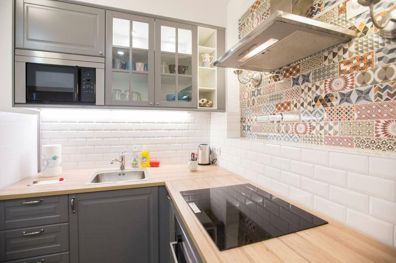 Oberiter Apartments - Center Of Zagreb, Fast Wifi, Ac, Kitchen, Parking Buitenkant foto