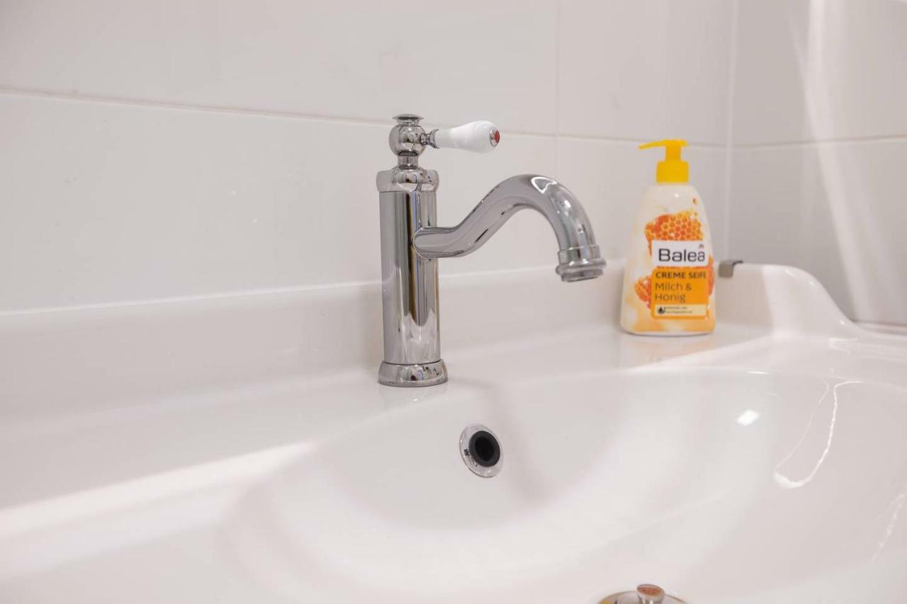 Oberiter Apartments - Center Of Zagreb, Fast Wifi, Ac, Kitchen, Parking Buitenkant foto