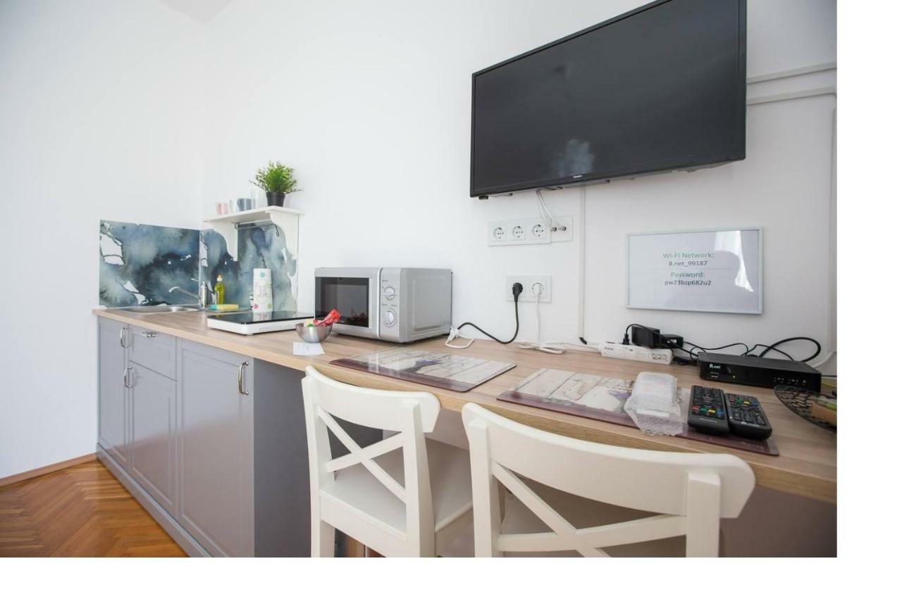 Oberiter Apartments - Center Of Zagreb, Fast Wifi, Ac, Kitchen, Parking Buitenkant foto